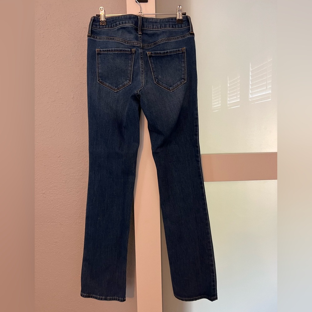Old Navy low rise kicker boot cut blue jeans size 2
